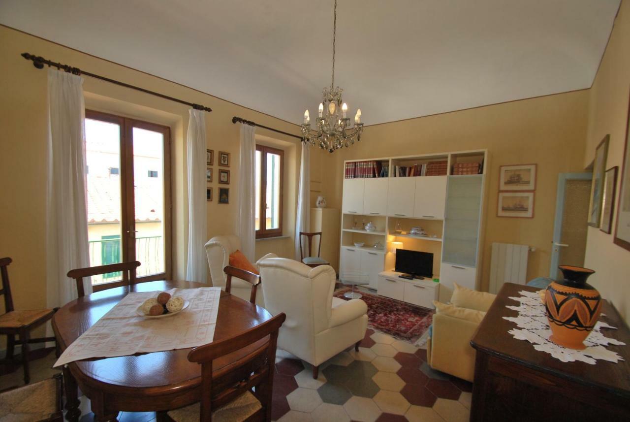 Casa Lidia - Centrale Con Balcone Vista Mare E Aria Condizionata Capoliveri  Exterior photo